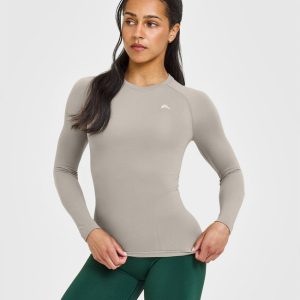 Go To Seamless Fitted Long Sleeve Top Warm Sand